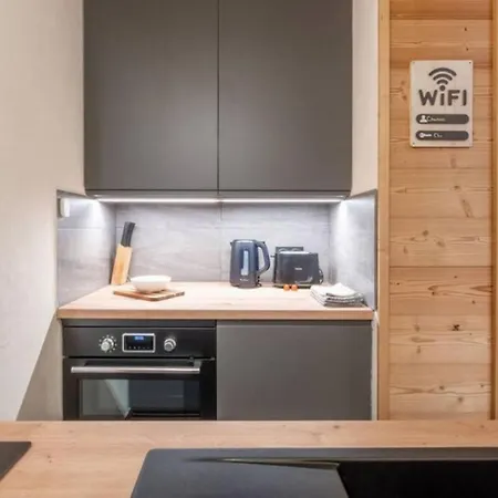 Apartman Chamois Blanc - Quiet Close To The Town Centre - By Cozee *